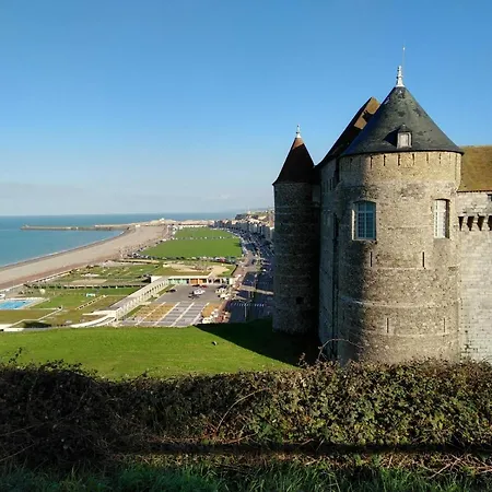 Maison Atypique Pecheur 6 Personnes Et Bebe Proche Bord De Dieppe