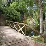 Maison Atypique Pêcheur 6 Personnes Et Bébé Proche Bord De *