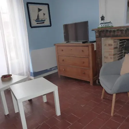 Maison Atypique Pecheur 6 Personnes Et Bebe Proche Bord De *