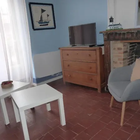 Maison Atypique Pecheur 6 Personnes Et Bebe Proche Bord De *